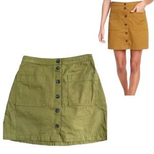 3/$25 Old Navy skirt size 2